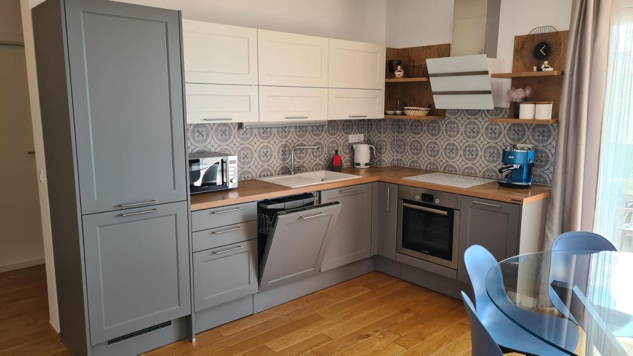 Mariposa Makarska 83M2 New Apartment With Garage Екстериор снимка